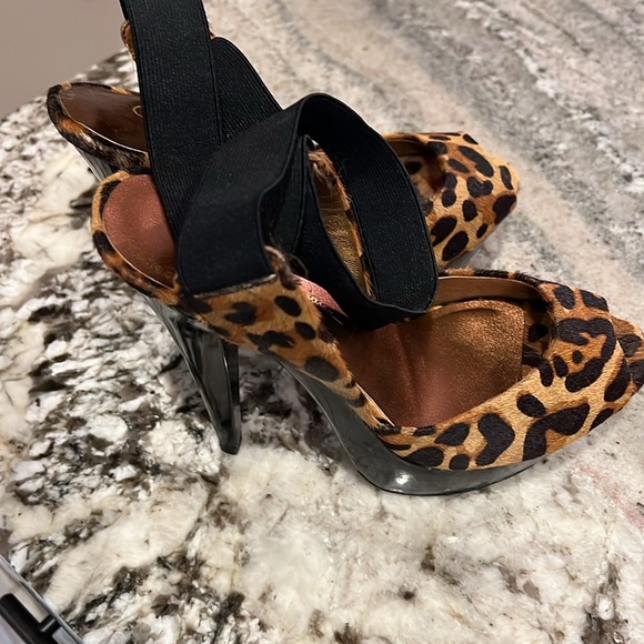 JESSICA SIMPSON PLATFORMS - Picture 4 of 10